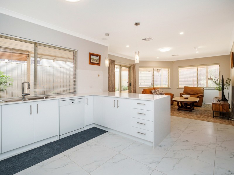 4B Matheson Road, Applecross WA 6153