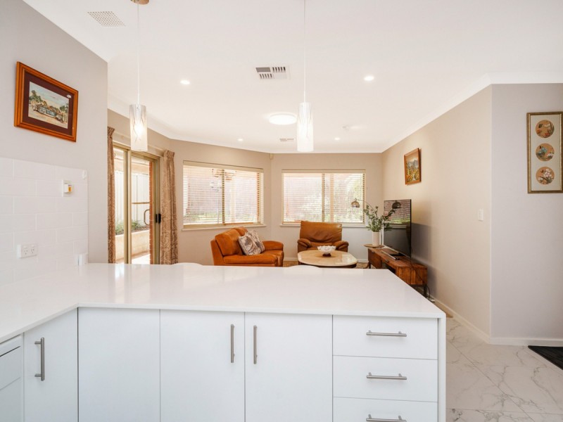 4B Matheson Road, Applecross WA 6153