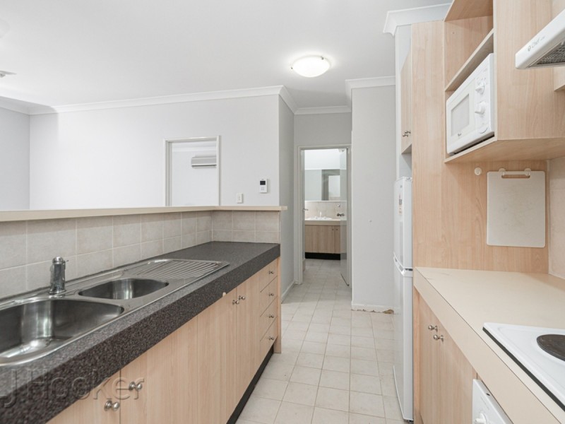 7/11 Regal Place, East Perth WA 6004