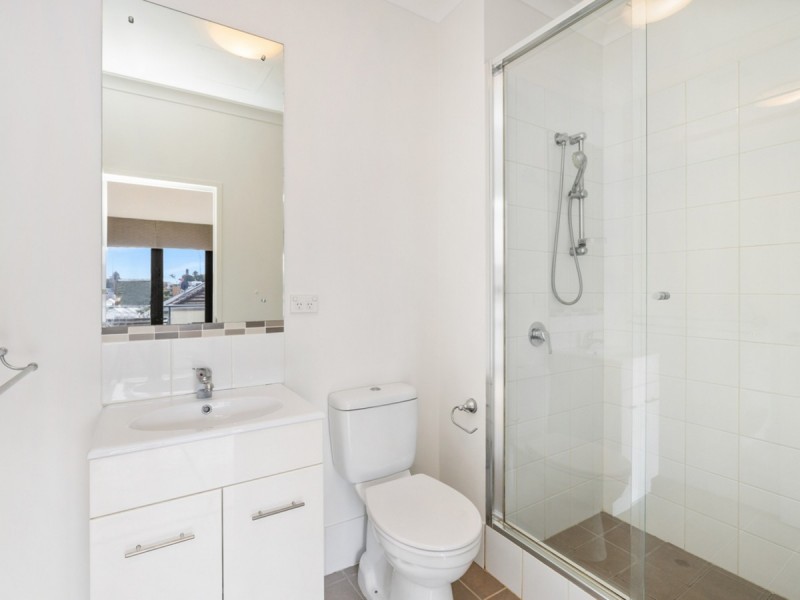 14/2 Pisconeri Street, Perth WA 6000