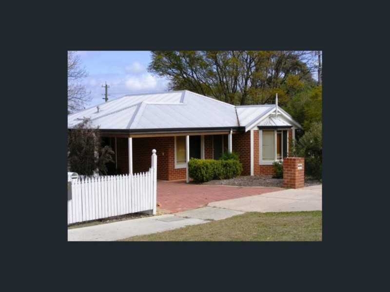 9 Walter Road East, Bassendean WA 6054