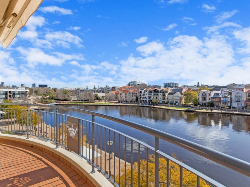 42/20 Royal Street, East Perth WA 6004