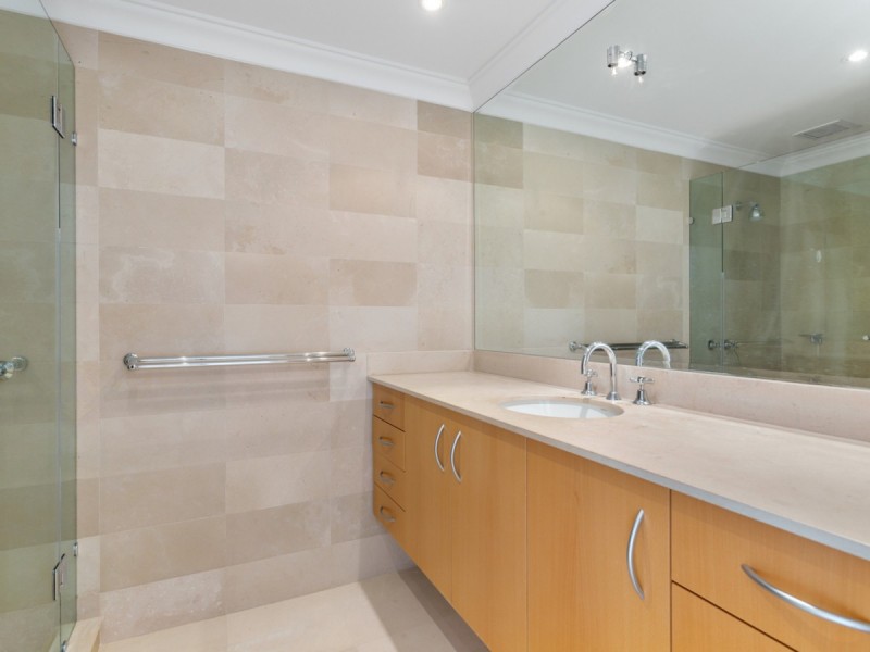 42/20 Royal Street, East Perth WA 6004