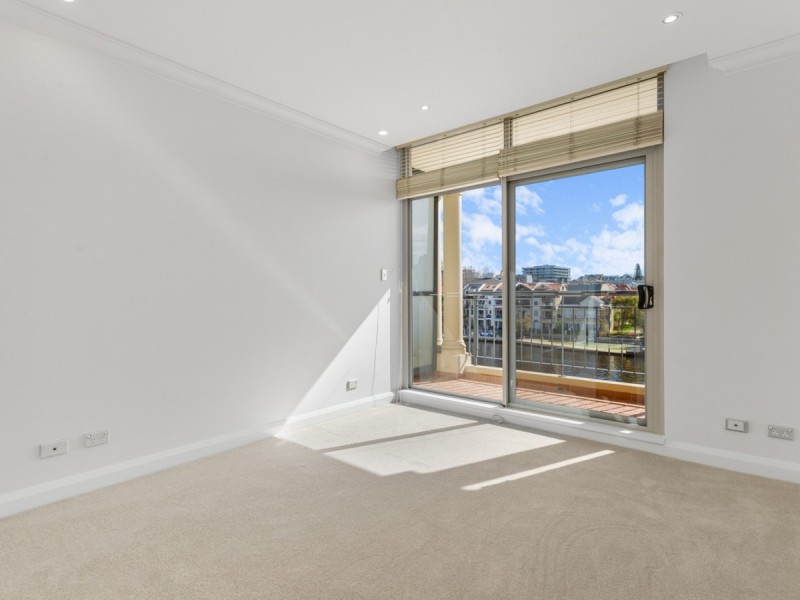42/20 Royal Street, East Perth WA 6004