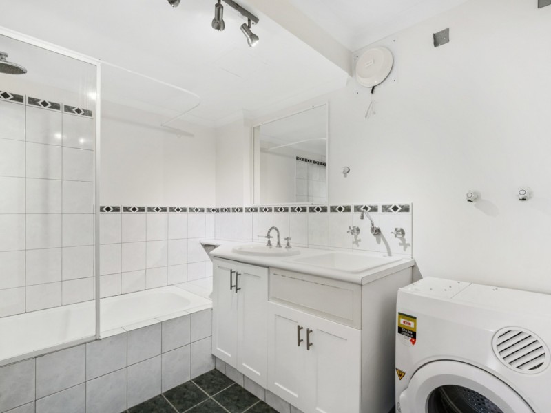 9/42 Bronte Street, East Perth WA 6004