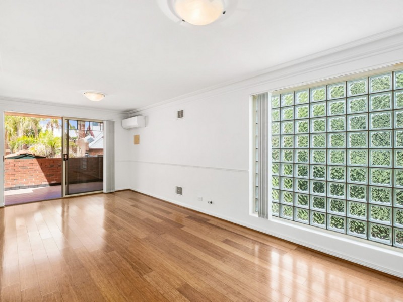 9/42 Bronte Street, East Perth WA 6004