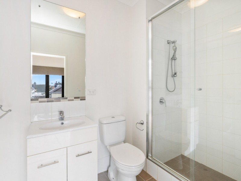 14/2 Pisconeri Street, Perth WA 6000