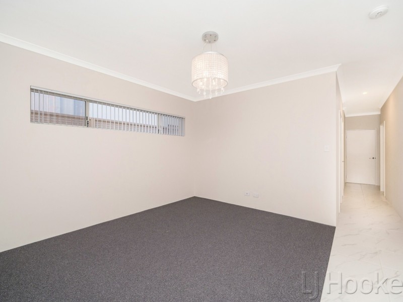 24 Canberra Avenue, Landsdale WA 6065