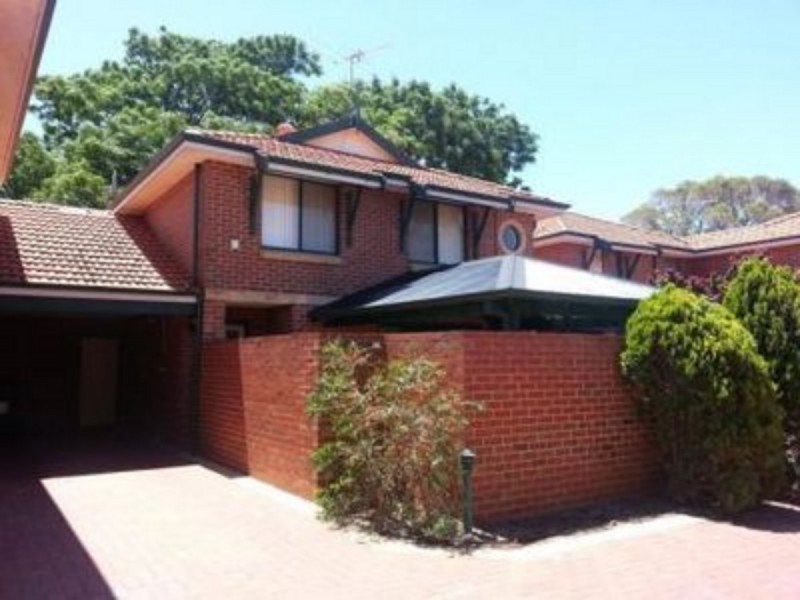 8/18 Watson Place, Maylands WA 6051