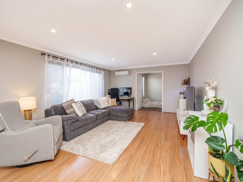 7B Lunar Way, Beckenham WA 6107