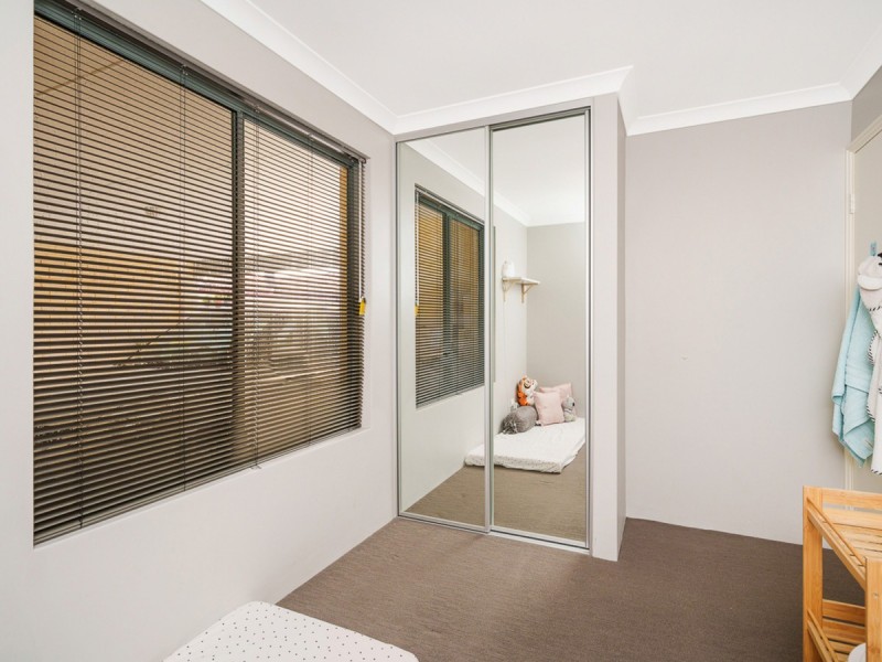 7B Lunar Way, Beckenham WA 6107