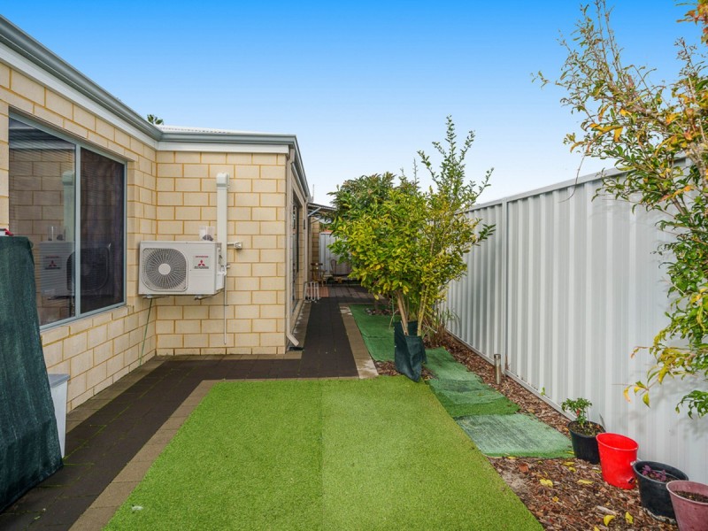 7B Lunar Way, Beckenham WA 6107