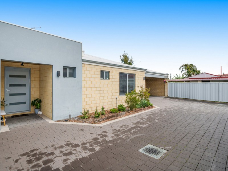 7B Lunar Way, Beckenham WA 6107