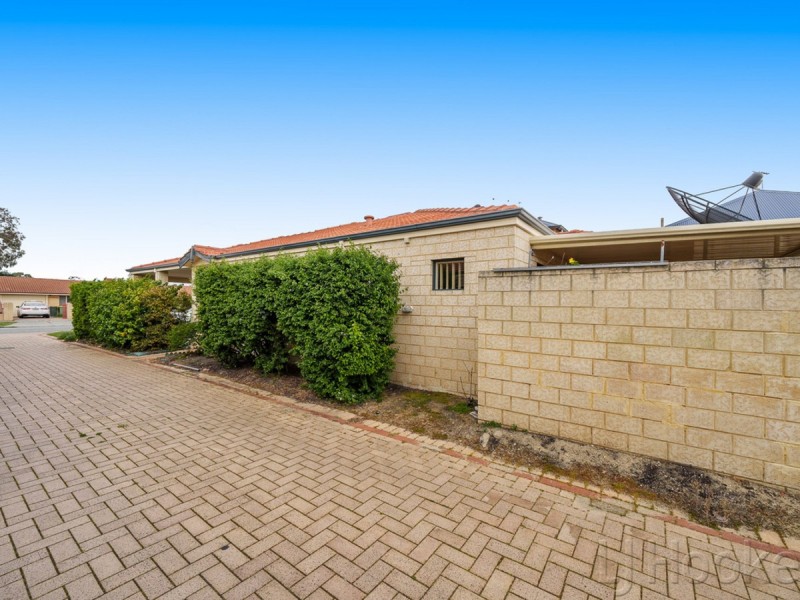4/104 Station Street, East Cannington WA 6107