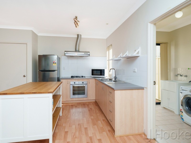 4/104 Station Street, East Cannington WA 6107