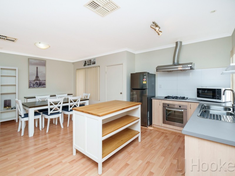 4/104 Station Street, East Cannington WA 6107