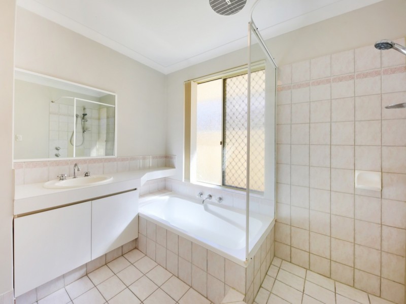 2/190 Swan Street, Yokine WA 6060