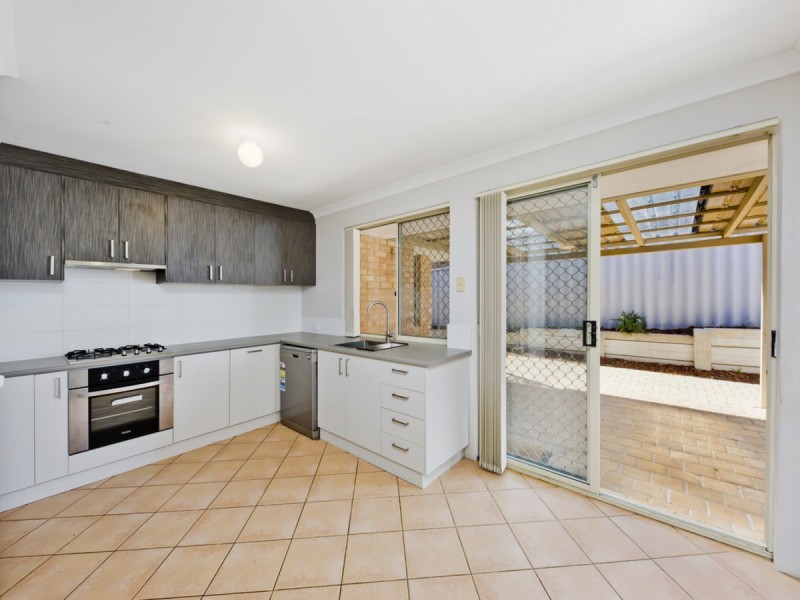 2/190 Swan Street, Yokine WA 6060
