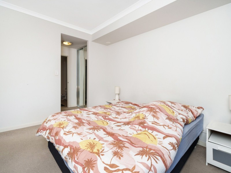 1/180 Stirling Street, Perth WA 6000