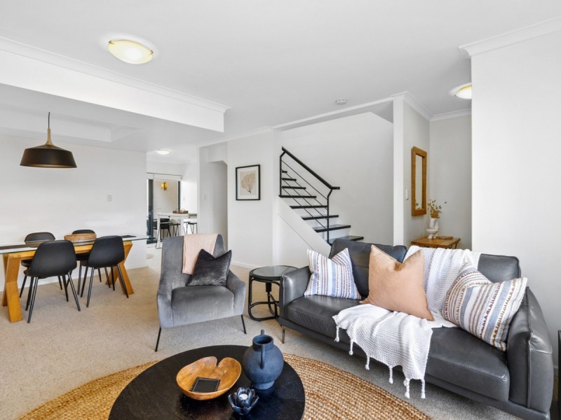 4 Constitution Street, East Perth WA 6004