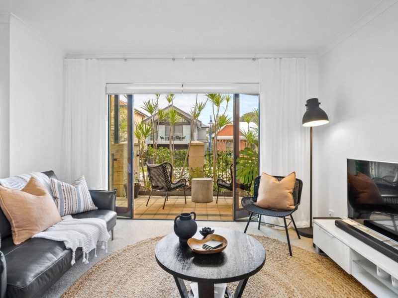 4 Constitution Street, East Perth WA 6004