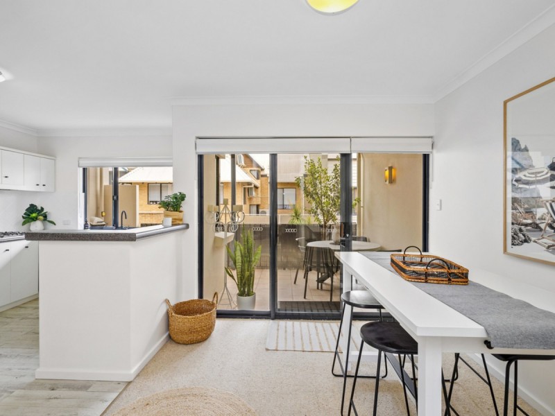 4 Constitution Street, East Perth WA 6004