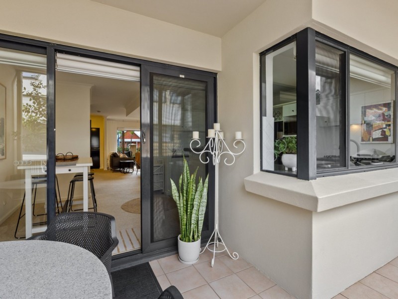 4 Constitution Street, East Perth WA 6004