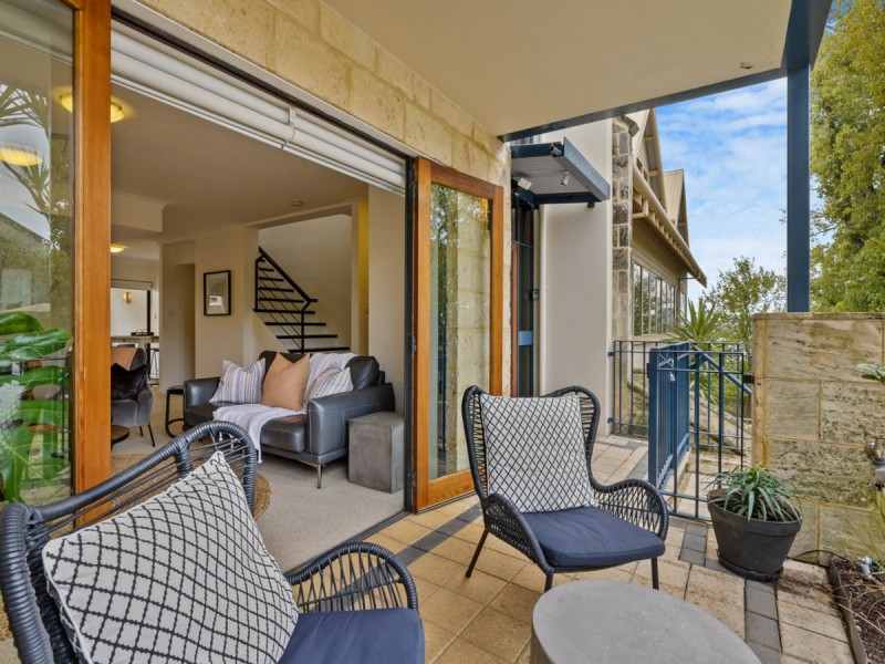 4 Constitution Street, East Perth WA 6004