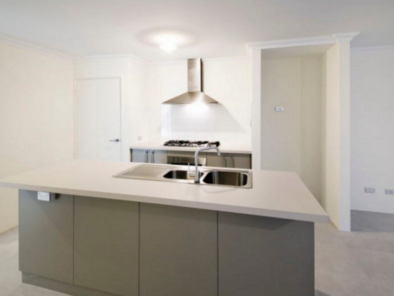 12c Chichester Way, Nollamara WA 6061