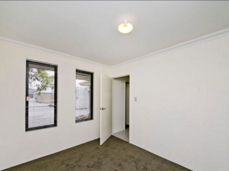 12c Chichester Way, Nollamara WA 6061