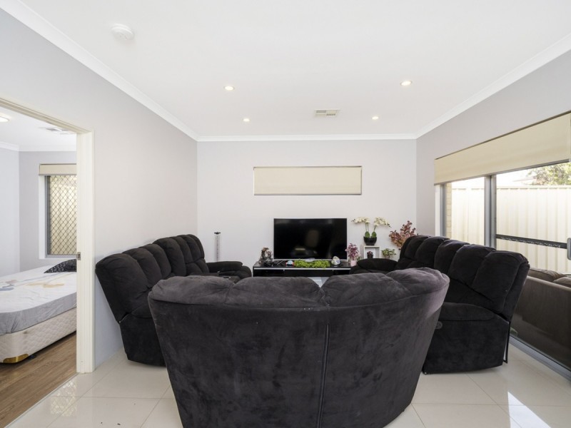 6c Farnham Street, Bentley WA 6102