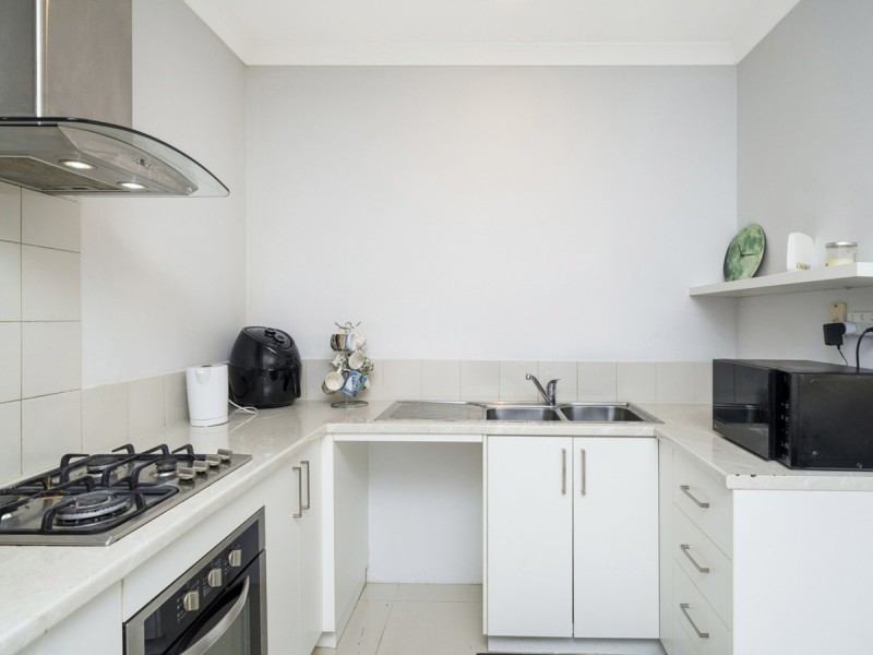 6c Farnham Street, Bentley WA 6102