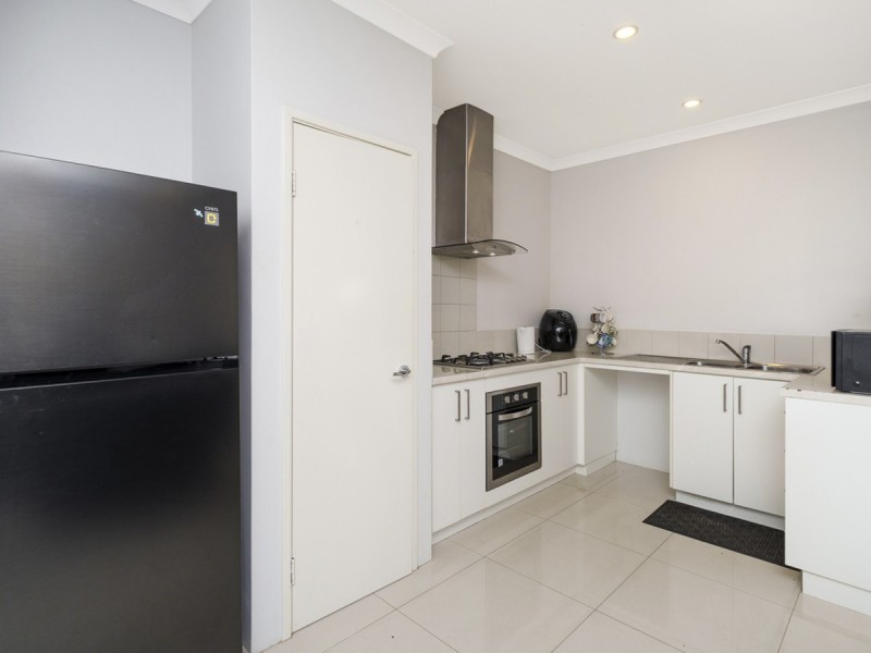 6c Farnham Street, Bentley WA 6102