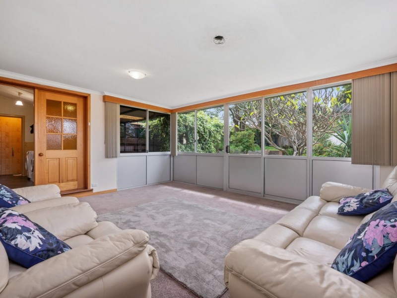 14 Benedick Road, Coolbellup WA 6163