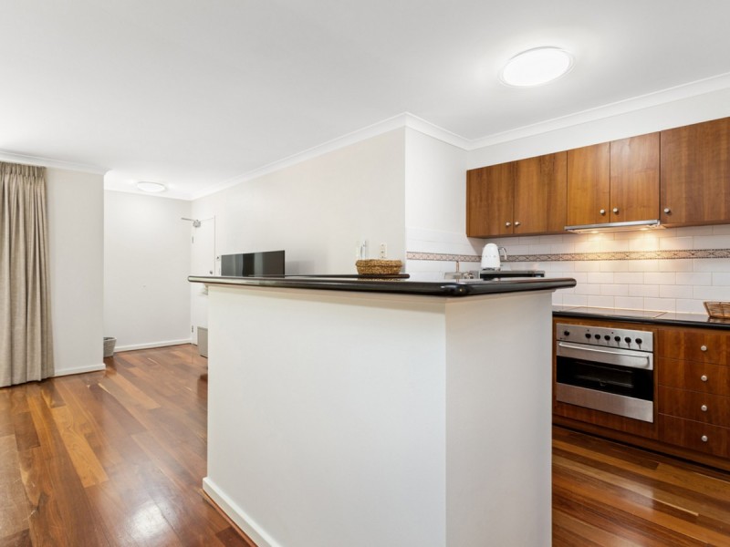 4/25 Eastbrook Terrace, East Perth WA 6004