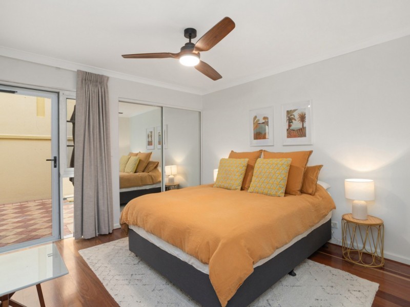 4/25 Eastbrook Terrace, East Perth WA 6004