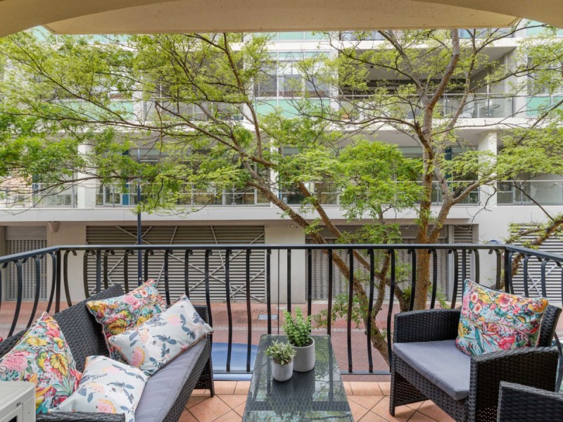 4/25 Eastbrook Terrace, East Perth WA 6004