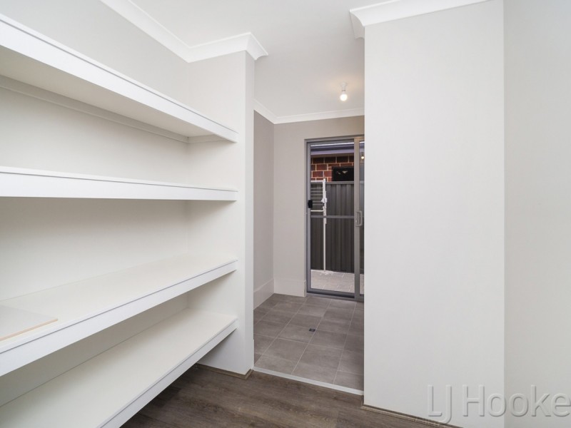 59 Lockhart Crescent, South Guildford WA 6055