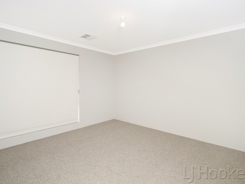 59 Lockhart Crescent, South Guildford WA 6055
