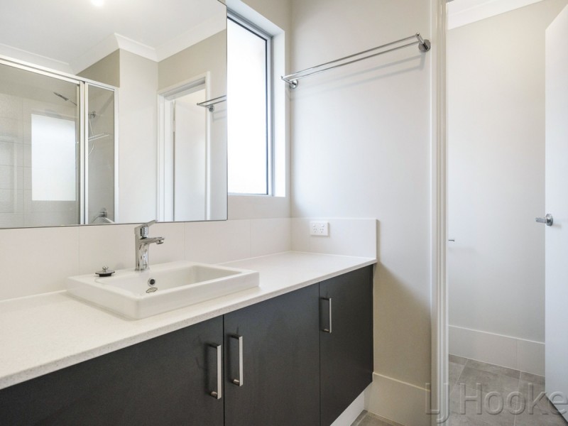 59 Lockhart Crescent, South Guildford WA 6055