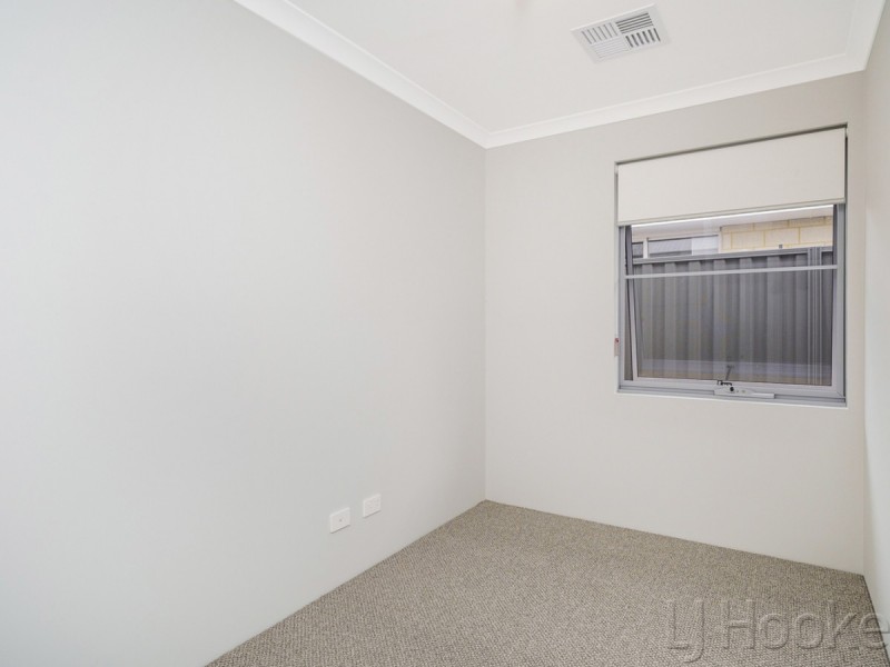 59 Lockhart Crescent, South Guildford WA 6055