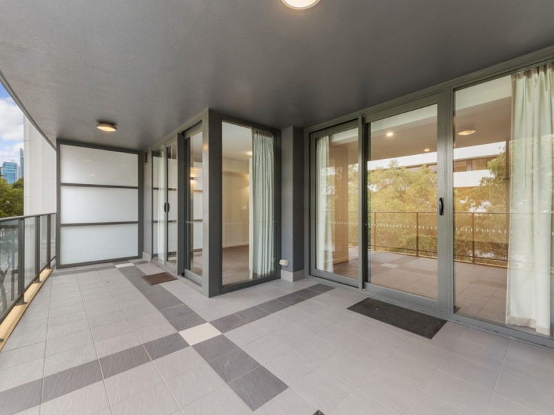 30/208 Adelaide Terrace, East Perth WA 6004
