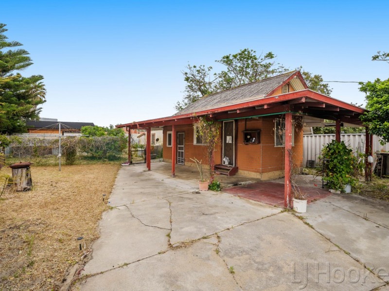 154 Coolgardie Avenue, Redcliffe WA 6104