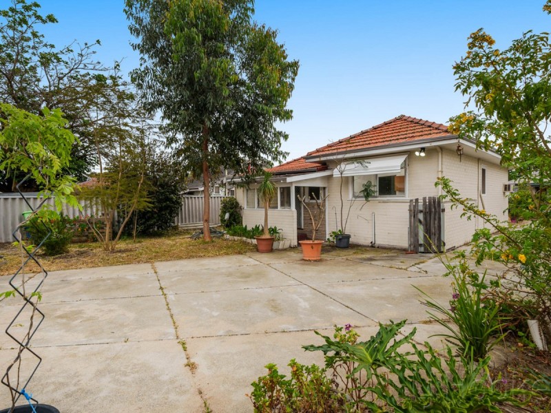154 Coolgardie Avenue, Redcliffe WA 6104
