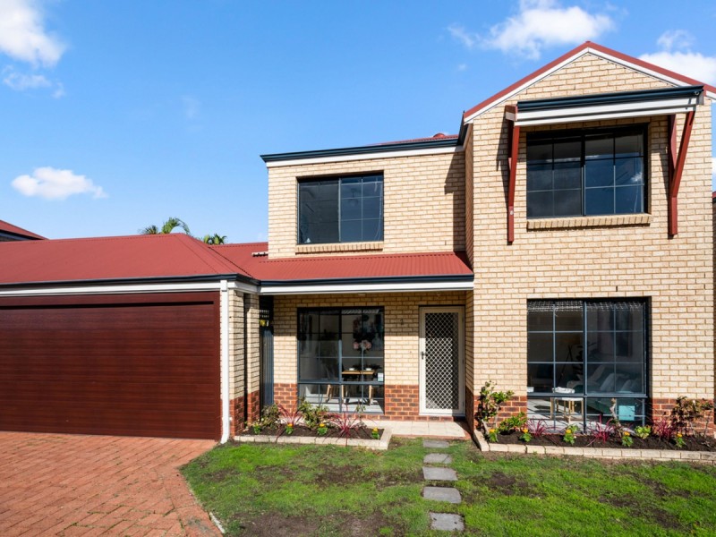 2/90 Edgecumbe Street, Como WA 6152