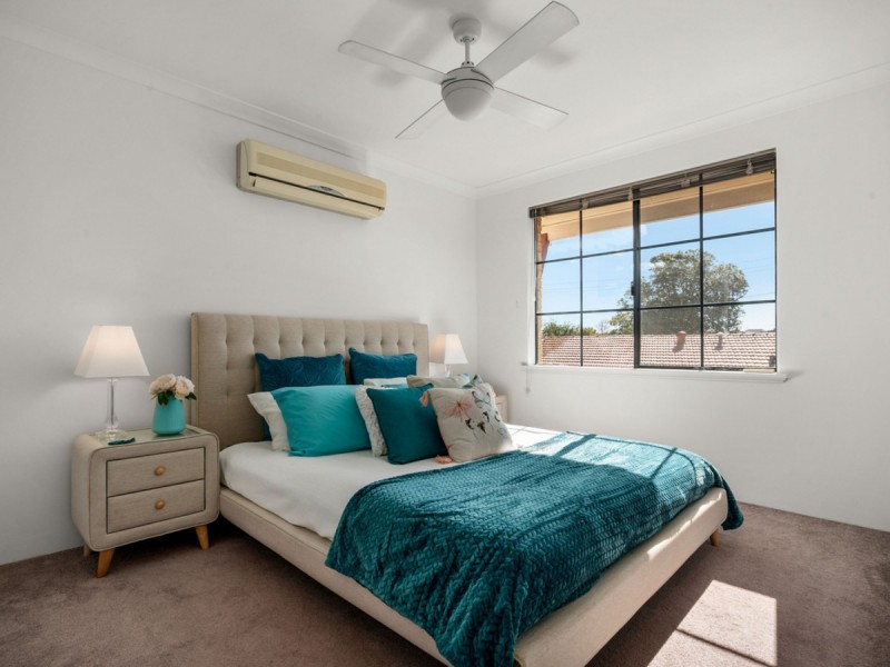 2/90 Edgecumbe Street, Como WA 6152
