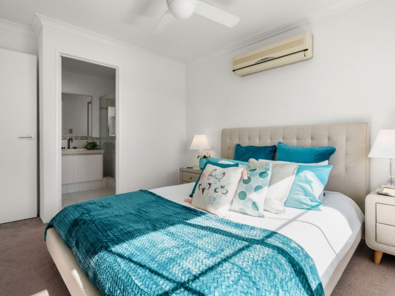 2/90 Edgecumbe Street, Como WA 6152