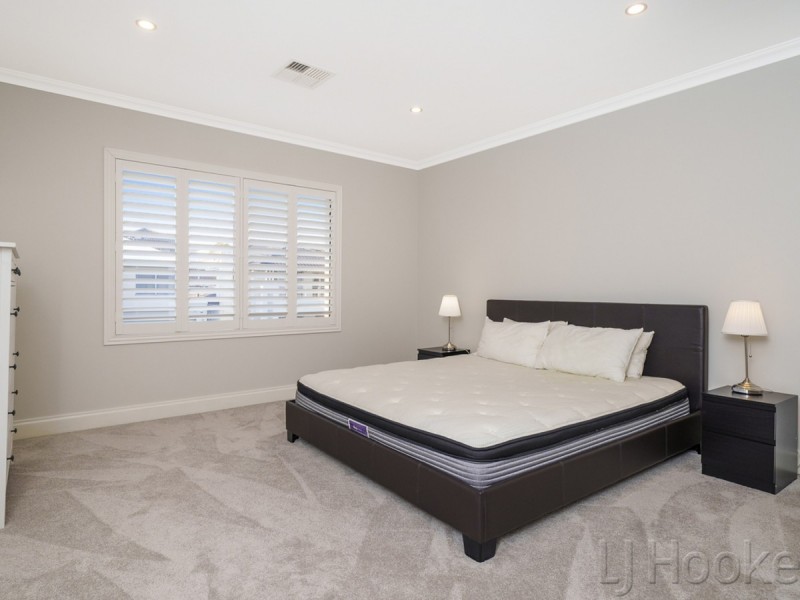 8 Apus Loop, Waterford WA 6152