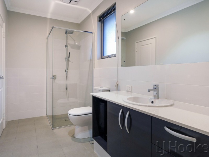 8 Apus Loop, Waterford WA 6152