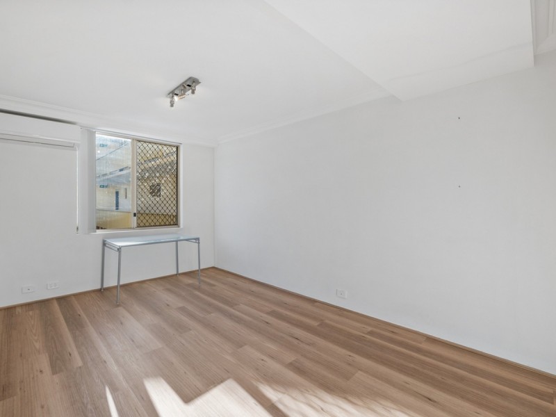 23/22 Nile Street, East Perth WA 6004